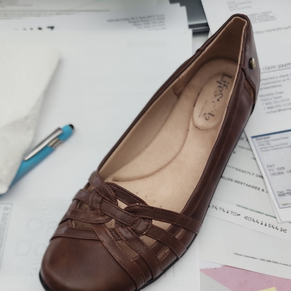 Life Stride Brown Women's Flats Sz 8.5 M